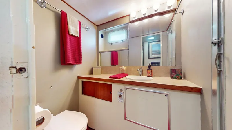 Slide: The Image of Hatteras Motor Yacht 1974 - 5649658