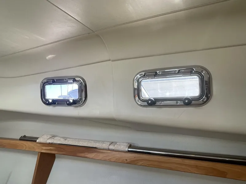 Slide: The Image of Mainship 30 Pilot II 2005 - 5646843