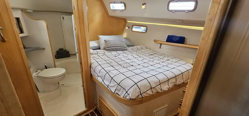 Slide: The Image of Island Packet 439 2023 - 5653590