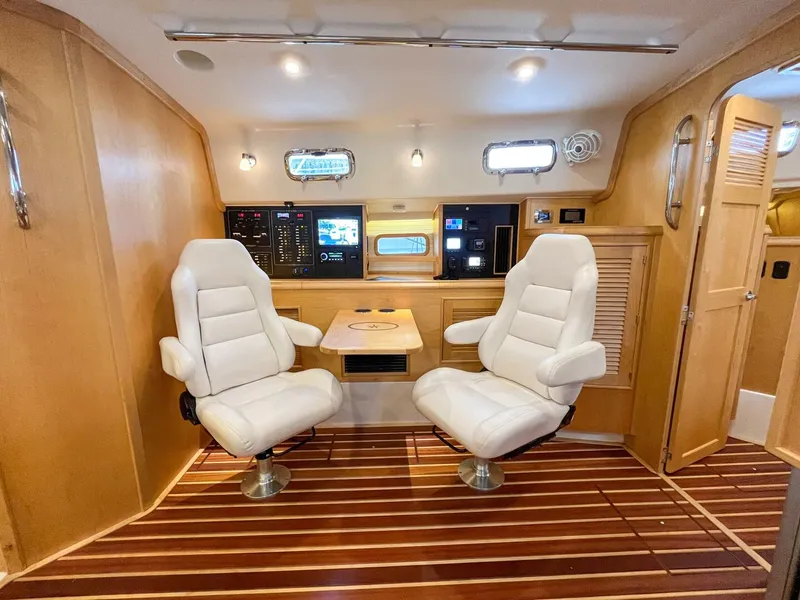 Slide: The Image of Island Packet 439 2023 - 5647175