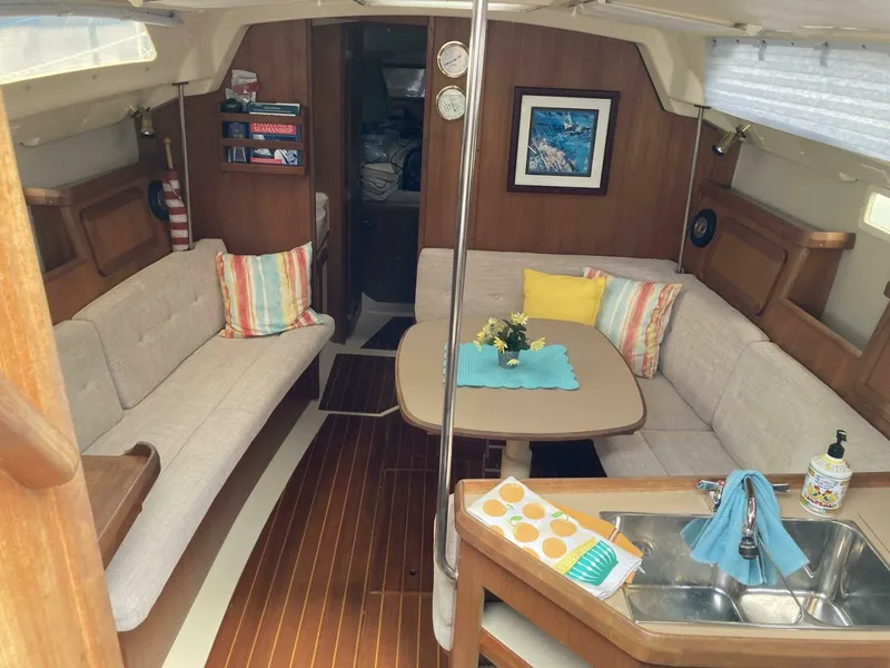 Slide: The Image of Hunter 33.5 1993 - 5672962