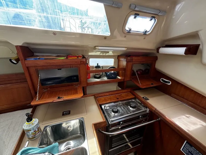 Slide: The Image of Hunter 33.5 1993 - 5647013