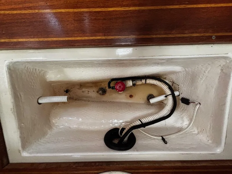 Slide: The Image of Hunter 33.5 1993 - 5647014