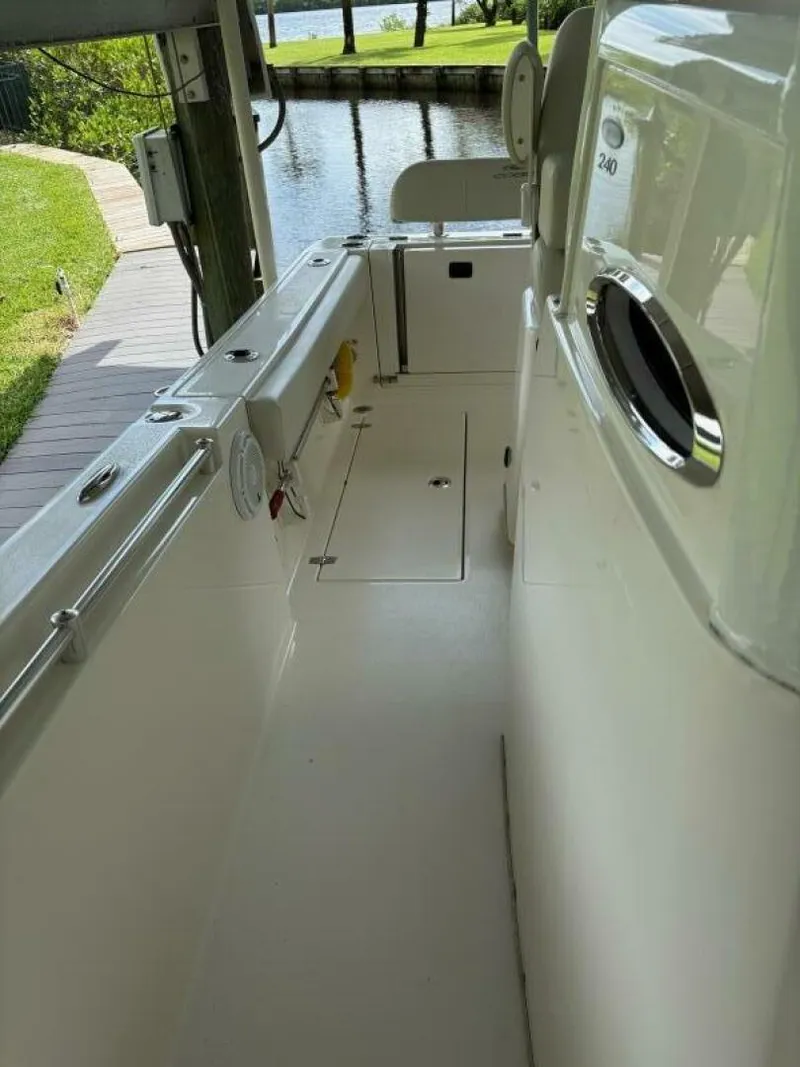 Slide: The Image of Cobia 240 CC 2019 - 5647109