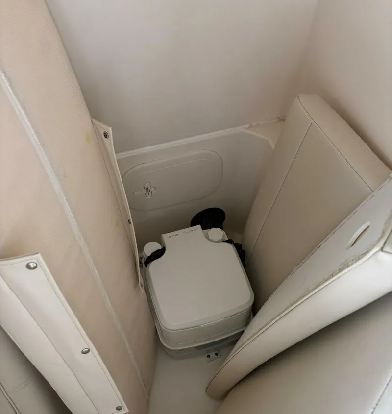 Slide: The Image of Cobia 240 CC 2019 - 5647106