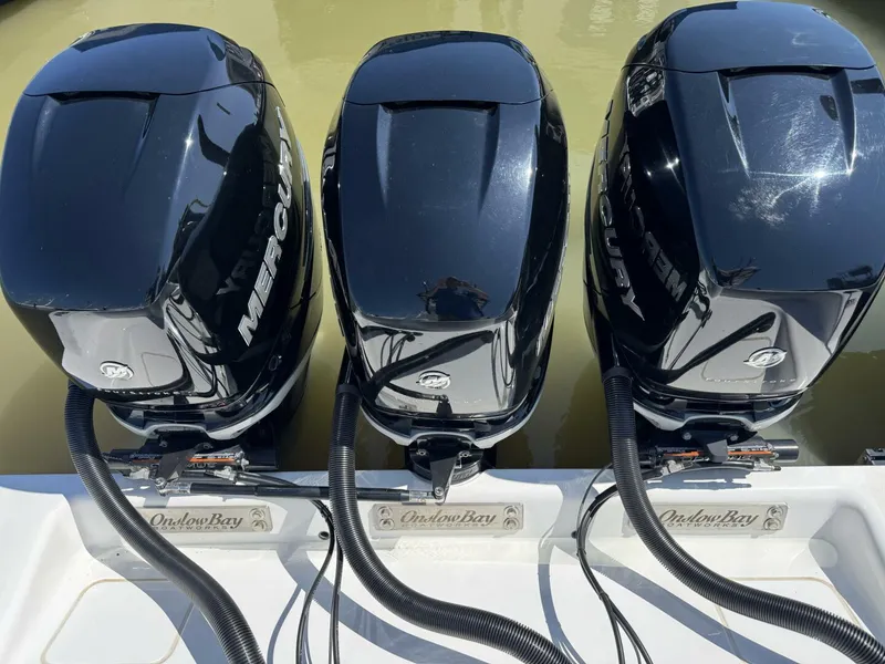 Slide: The Image of 2022 Onslow Bay 33 TE - 5647361