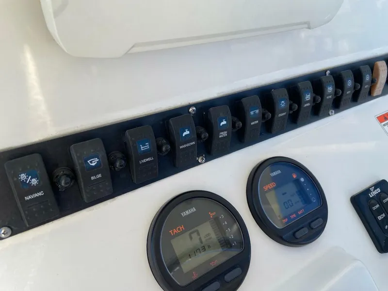 Slide: The Image of Sea Hunt Ultra 234 2015 - 5647449