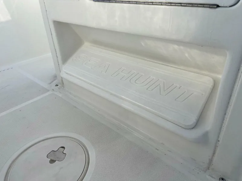 Slide: The Image of Sea Hunt Ultra 234 2015 - 5647453