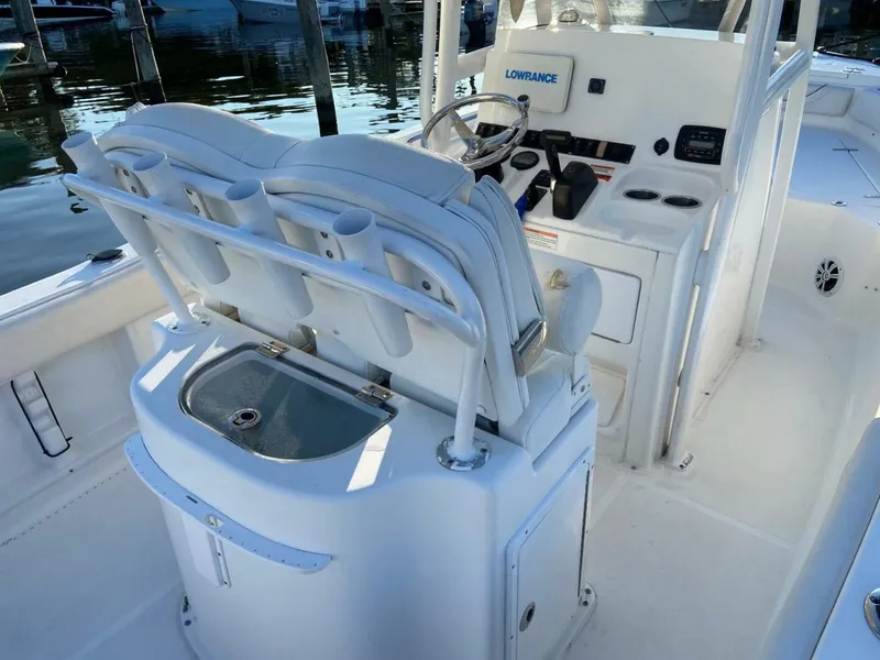 Slide: The Image of Sea Hunt Ultra 234 2015 - 5647454