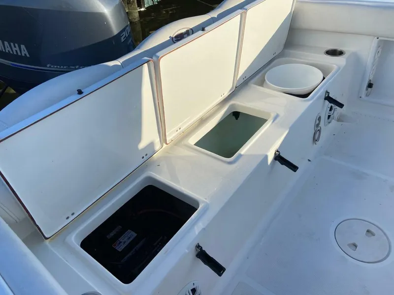 Slide: The Image of Sea Hunt Ultra 234 2015 - 5647461