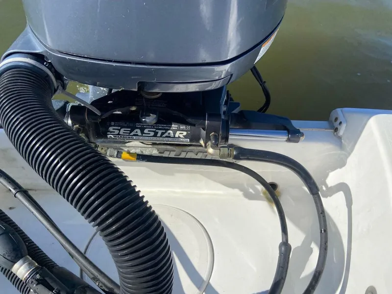 Slide: The Image of Sea Hunt Ultra 234 2015 - 5647463