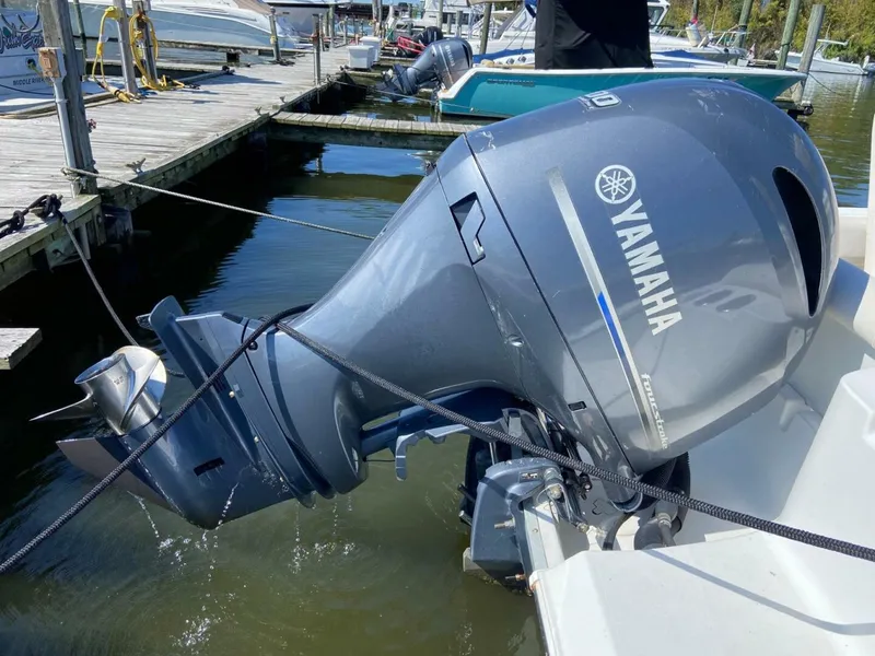 Slide: The Image of Sea Hunt Ultra 234 2015 - 5647433