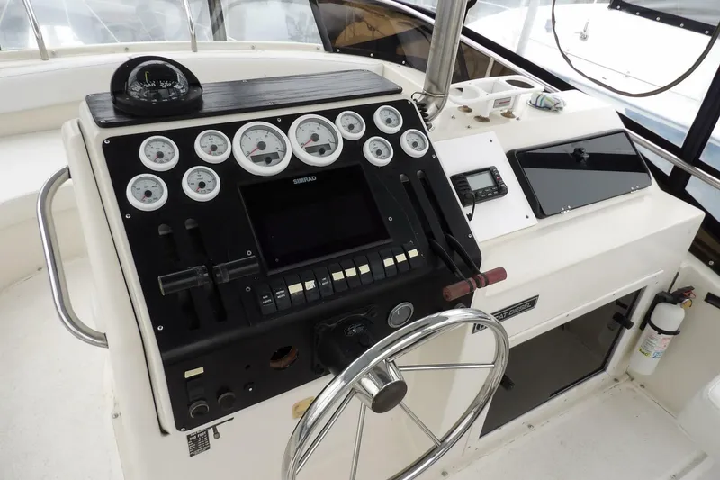 Slide: The Image of Silverton 41 Convertible 1991 - 5648044