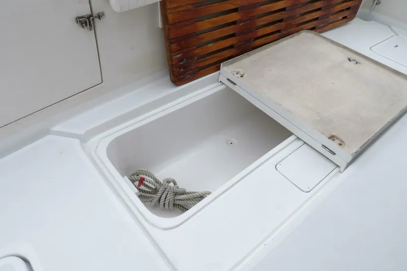 Slide: The Image of Silverton 41 Convertible 1991 - 5648082