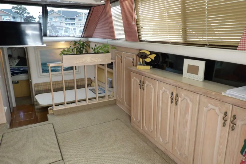 Slide: The Image of Silverton 41 Convertible 1991 - 5648106