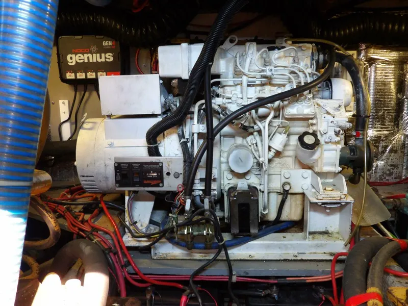 Slide: The Image of Silverton 41 Convertible 1991 - 5648152