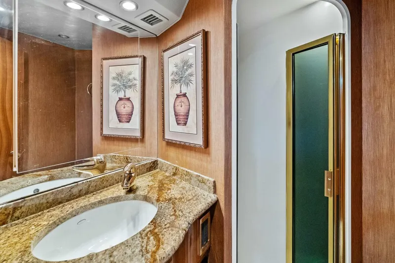 Slide: The Image of 2006 Viking 61 Convertible KNOT ON CALL - 5648247