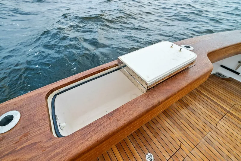 Slide: The Image of 2006 Viking 61 Convertible KNOT ON CALL - 5648312