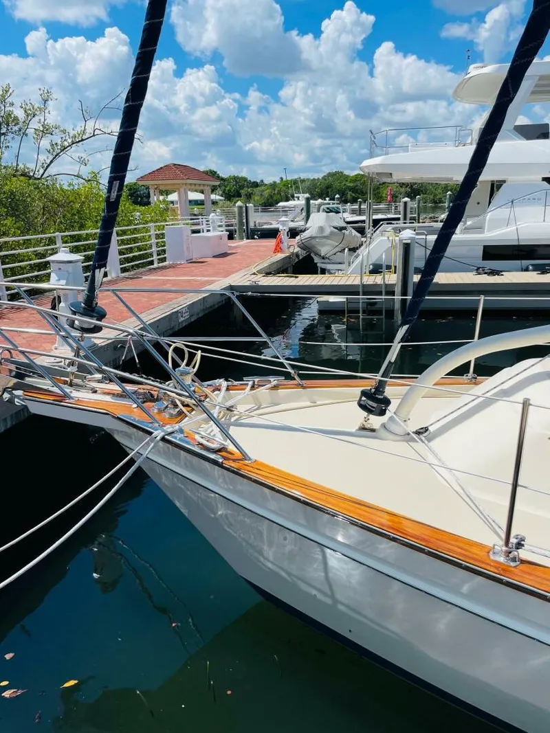 Slide: The Image of Island Packet 420 2002 - 5648502