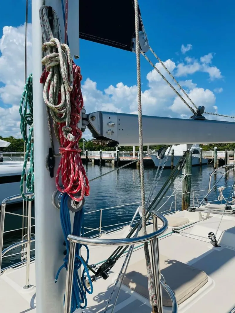 Slide: The Image of Island Packet 420 2002 - 5648505