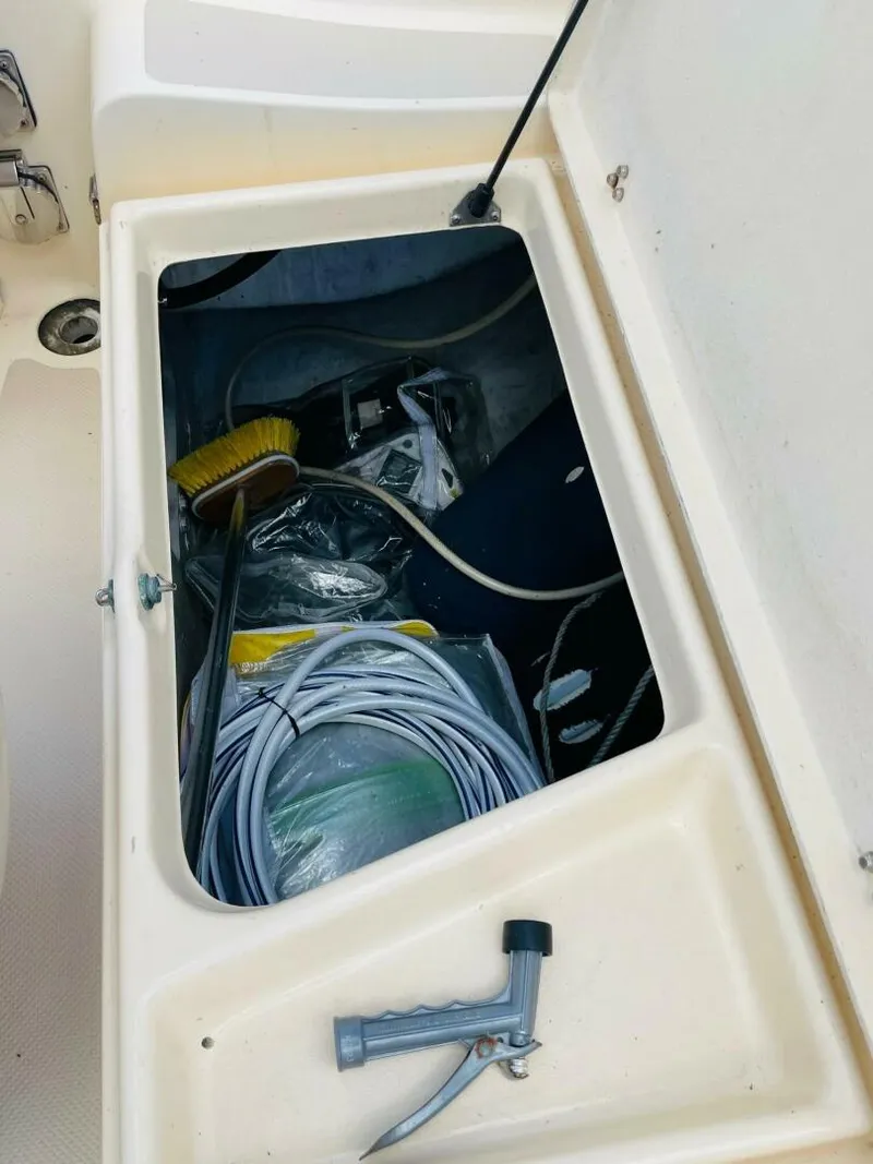 Slide: The Image of Island Packet 420 2002 - 5648510