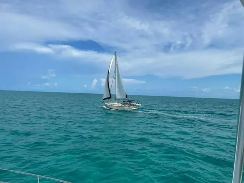 Slide: The Image of Island Packet 420 2002 - 5648495