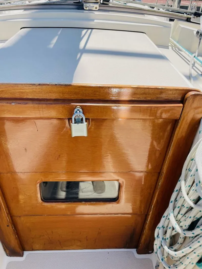 Slide: The Image of Island Packet 420 2002 - 5648565