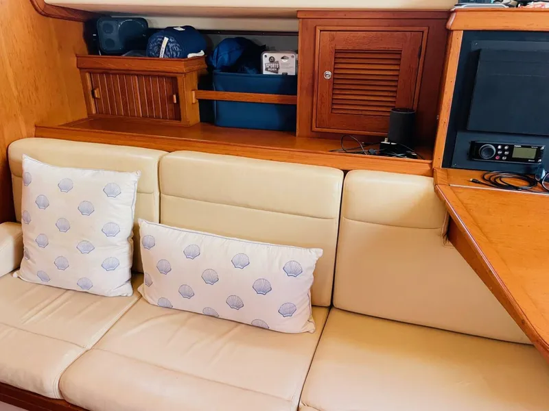 Slide: The Image of Island Packet 420 2002 - 5648575