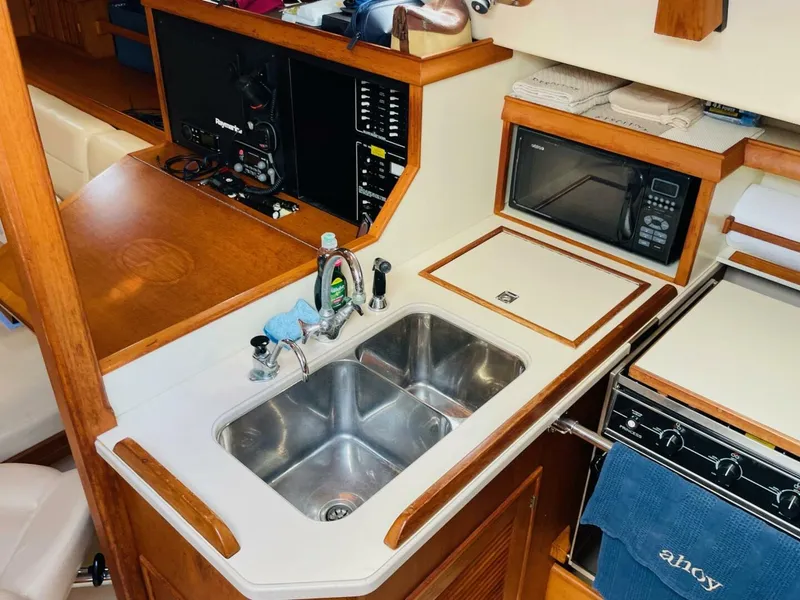 Slide: The Image of Island Packet 420 2002 - 5648598