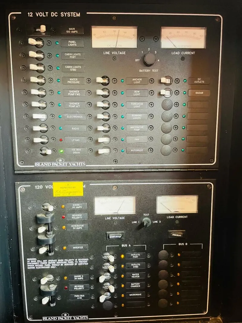 Slide: The Image of Island Packet 420 2002 - 5648596