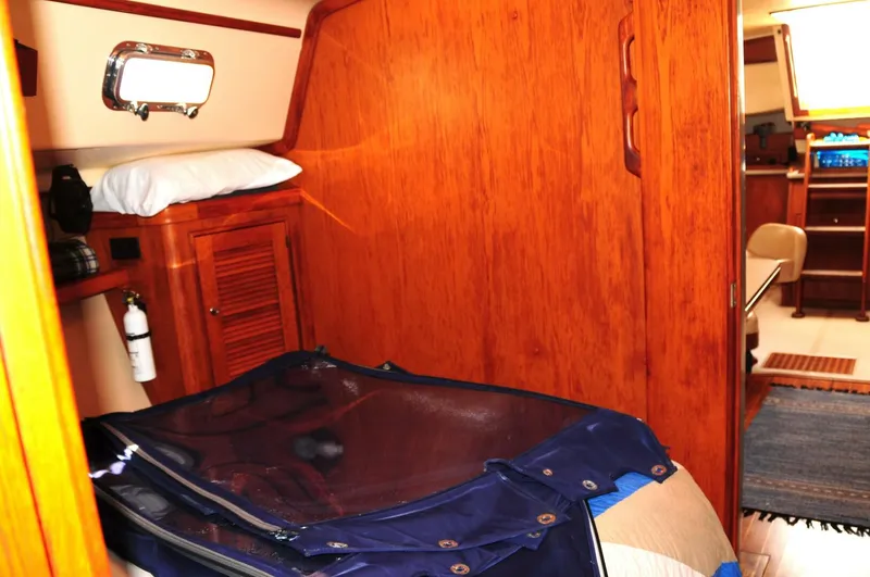 Slide: The Image of Island Packet 420 2002 - 5648544