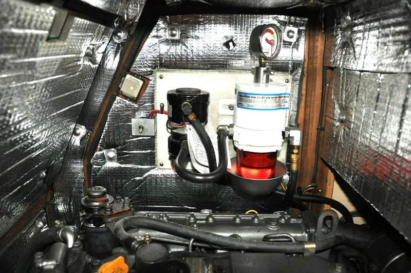 Slide: The Image of Island Packet 420 2002 - 5648530