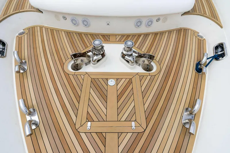 Slide: The Image of 2004 Ferretti 94 Motor Yacht - 5660522