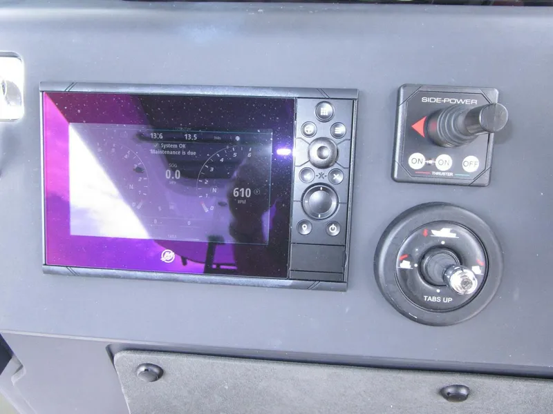 Slide: The Image of Mercury Vessel View, Thruster, Tabs - 5648481