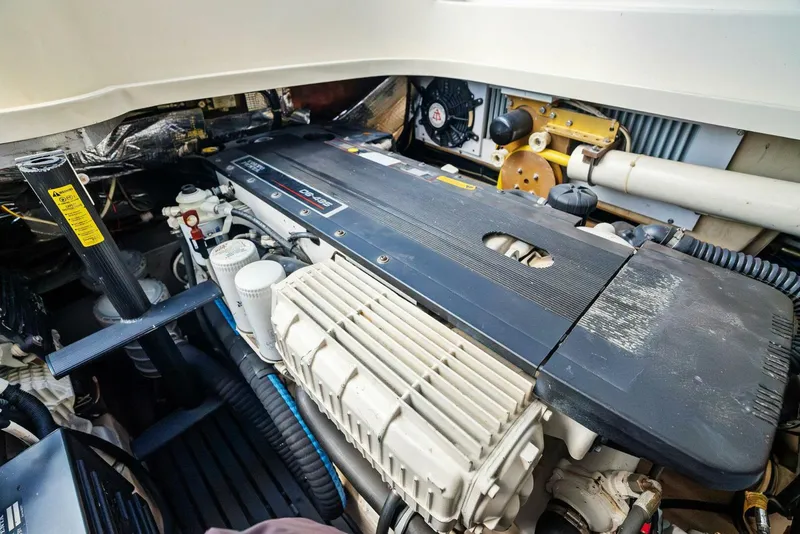 Slide: The Image of Hinckley Talaria 38R Convertible 2008 - 5648770