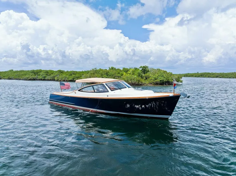 Slide: The Image of Hinckley Talaria 38R Convertible 2008 - 5648729