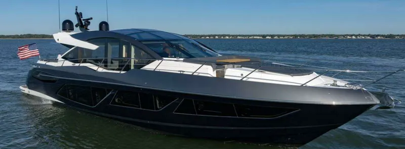 The Image of Sunseeker Predator 2020 - undefined