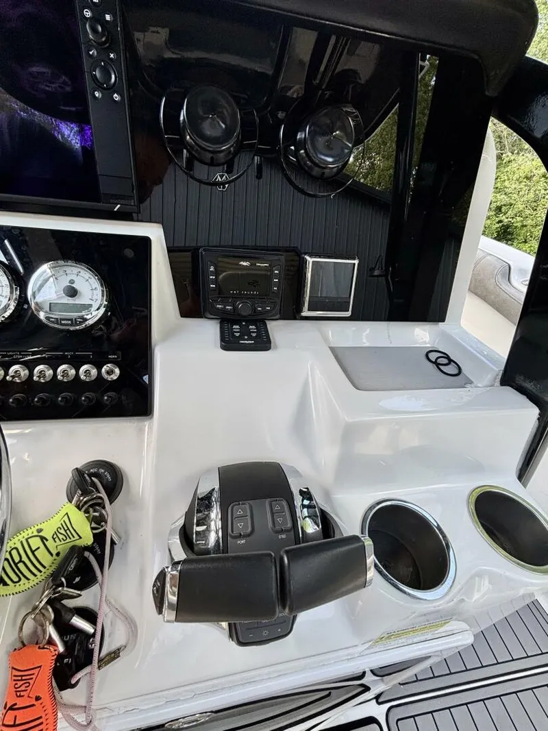 Slide: The Image of Sea Pro 25 2022 - 5648944