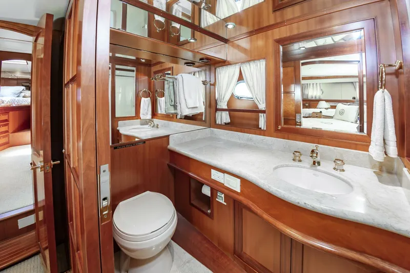 Slide: The Image of 57McKinna141 - 5649017