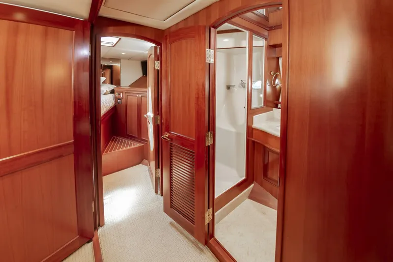 Slide: The Image of 57McKinna147 - 5649023