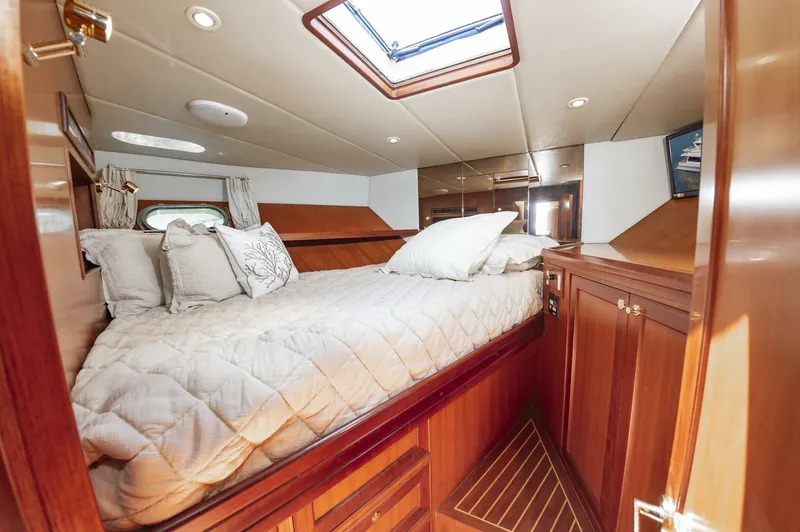 Slide: The Image of 57McKinna152 - 5649028