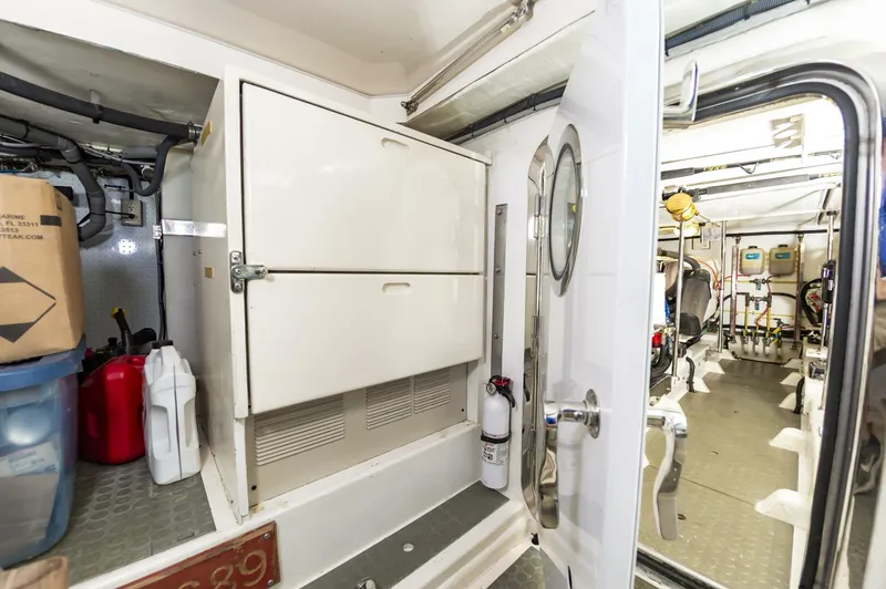 Slide: The Image of 57McKinna156 - 5649032