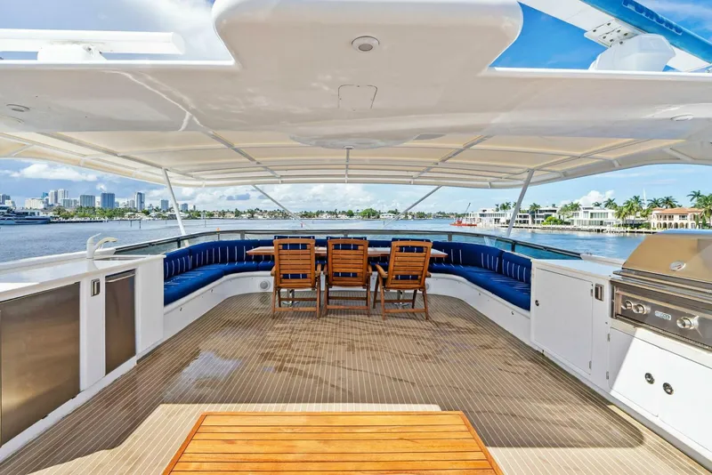 Slide: The Image of Sabre 92 2004 - 5691292