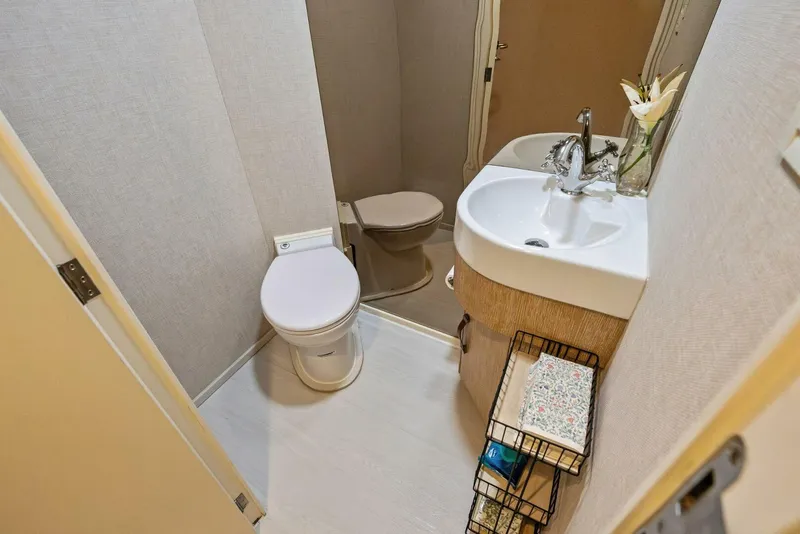 Slide: The Image of Sabre 92 2004 - 5691337