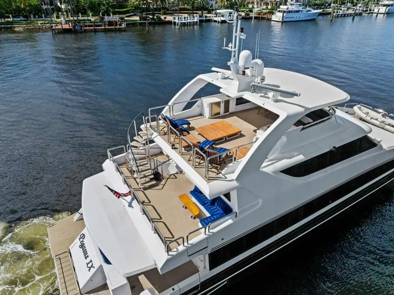 Slide: The Image of Sabre 92 2004 - 5691283