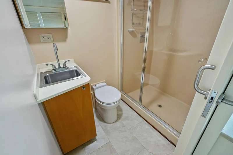 Slide: The Image of Sabre 92 2004 - 5691349