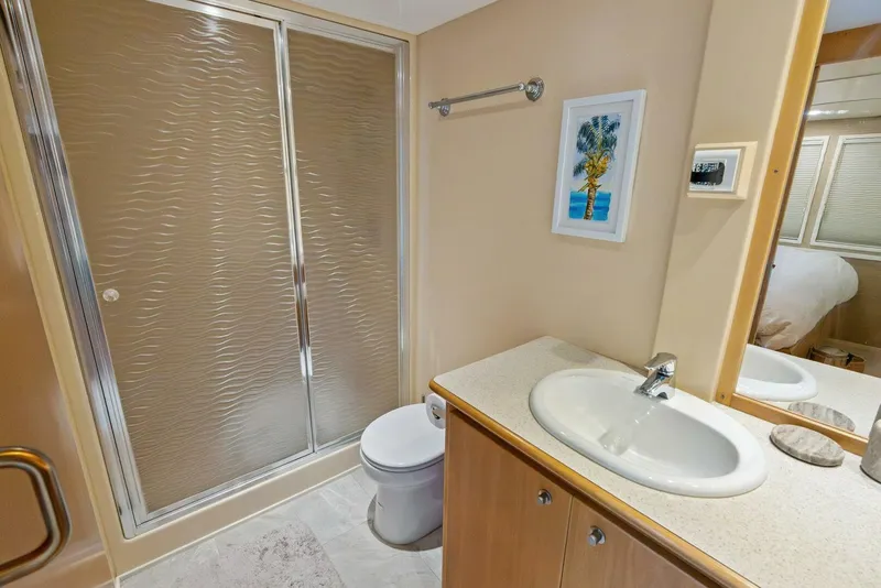 Slide: The Image of Sabre 92 2004 - 5691350