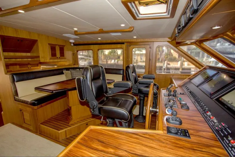 Slide: The Image of Offshore Yachts Pilothouse 2013 - 5649141