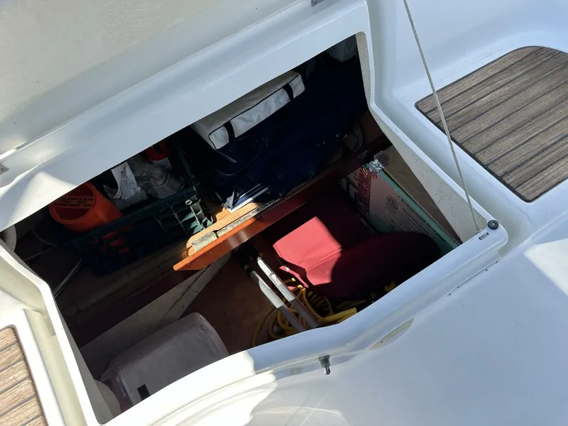 Slide: The Image of Beneteau 33 2004 - 5653346