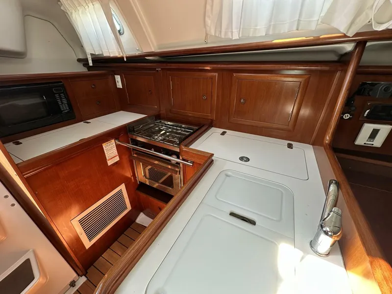 Slide: The Image of Beneteau 33 2004 - 5653355